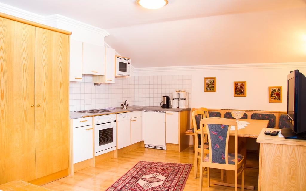 Alberts Bellevue Appartements Nauders Room photo